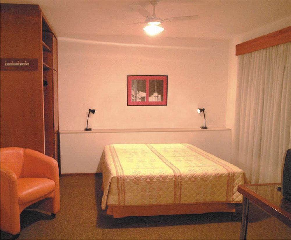 Collins Trade Hotel Porto Alegre Extérieur photo