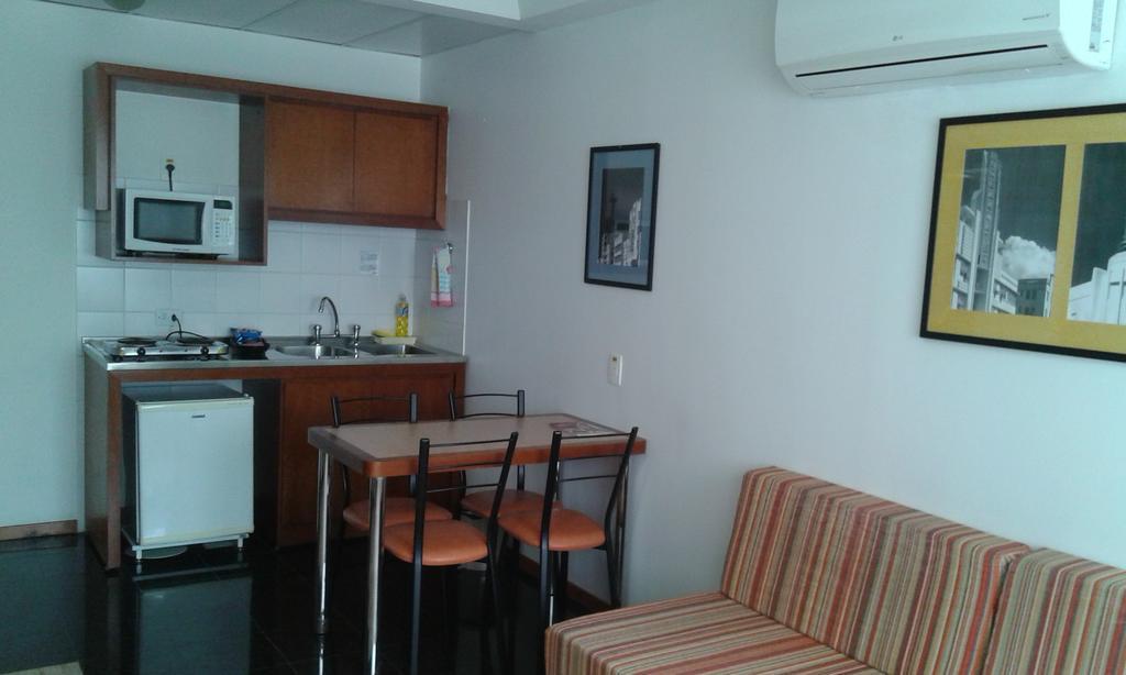 Collins Trade Hotel Porto Alegre Extérieur photo