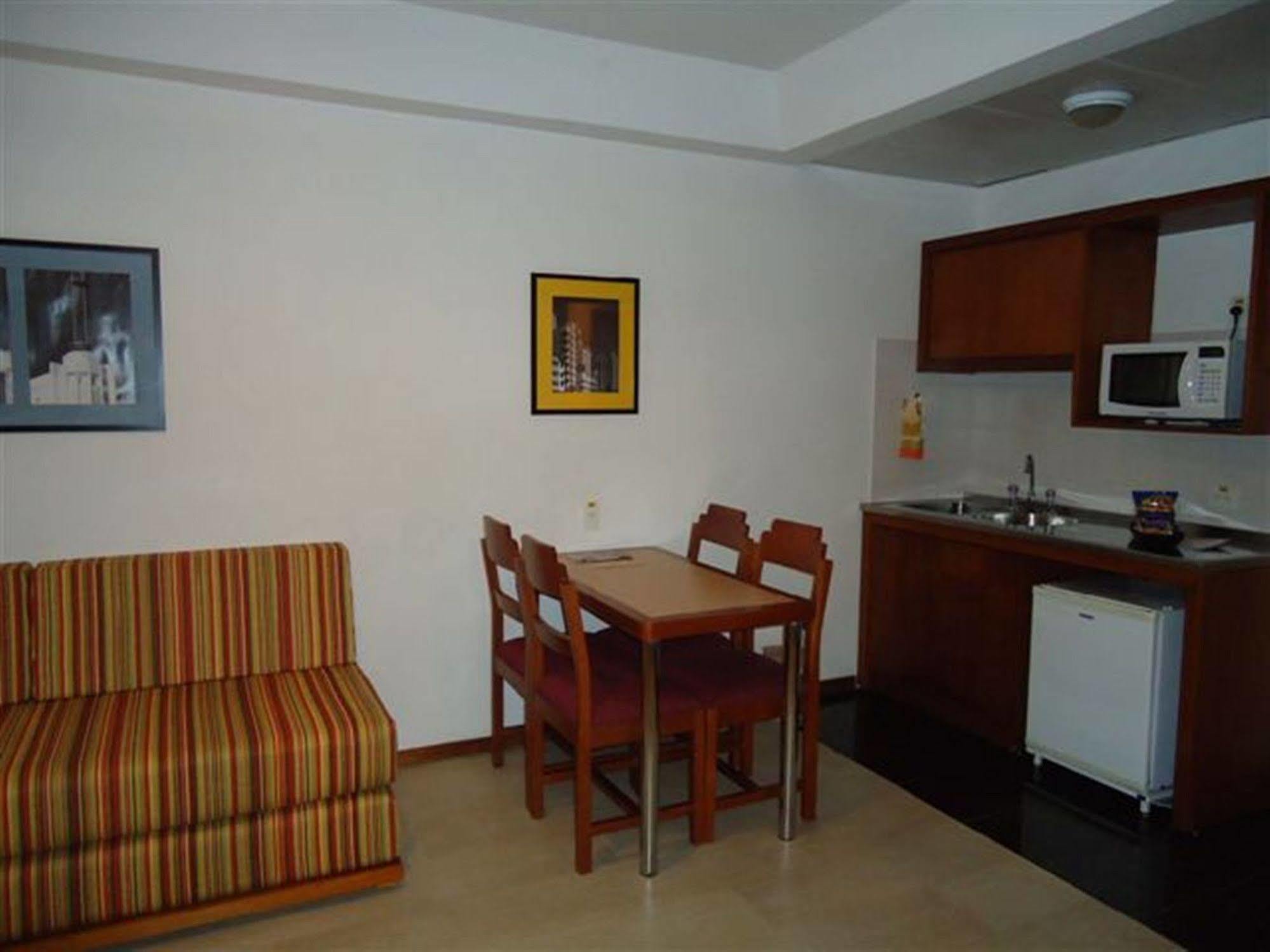 Collins Trade Hotel Porto Alegre Extérieur photo