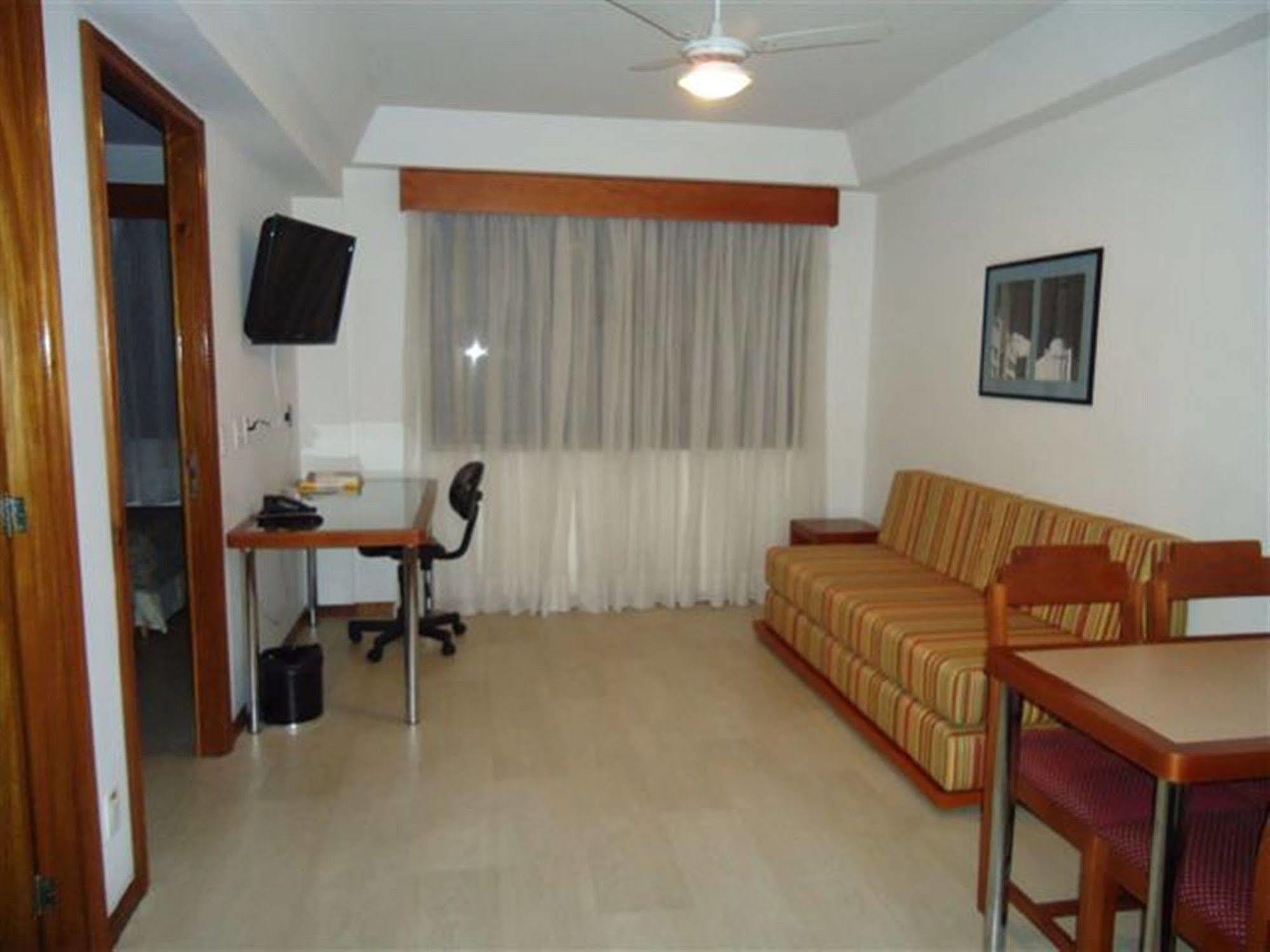 Collins Trade Hotel Porto Alegre Extérieur photo